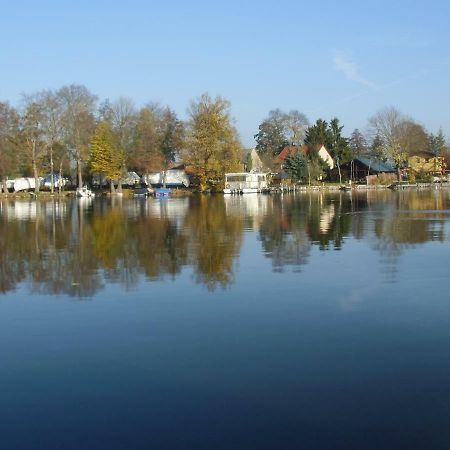 Ferien Am See Apartment Schwerin  Exterior photo